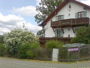 Ferienwohnung im Alten Forsthaus - Riedlhütte - image1