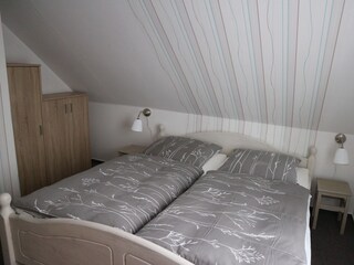 Schlafzimmer II