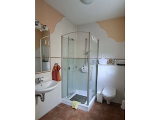 Holiday apartment Kestert Bathroom 17