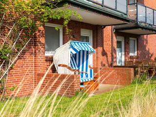 Terrasse mit Strandkorb