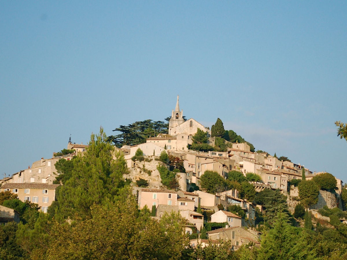 Das Dorf Bonnieux im Luberon