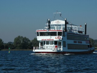 Mit dem Schiff auf der Schlei