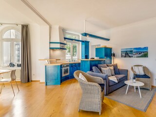 Viel Platz im großen Wohnzimmer.