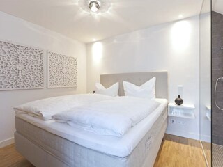 Das Schlafzimmer mit Doppelbett