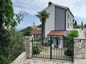 Holiday apartment Branko 1 in the center - Vrbnik - image1