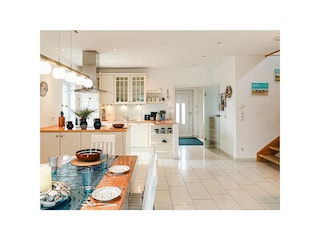 Blick auf die Einbauküche