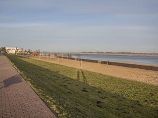 Eiderblick mit Spielplatz