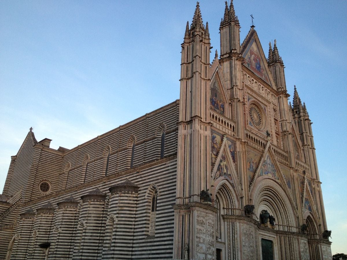 Orvieto Umbria  Kathedral   75 km   von Stimigliano