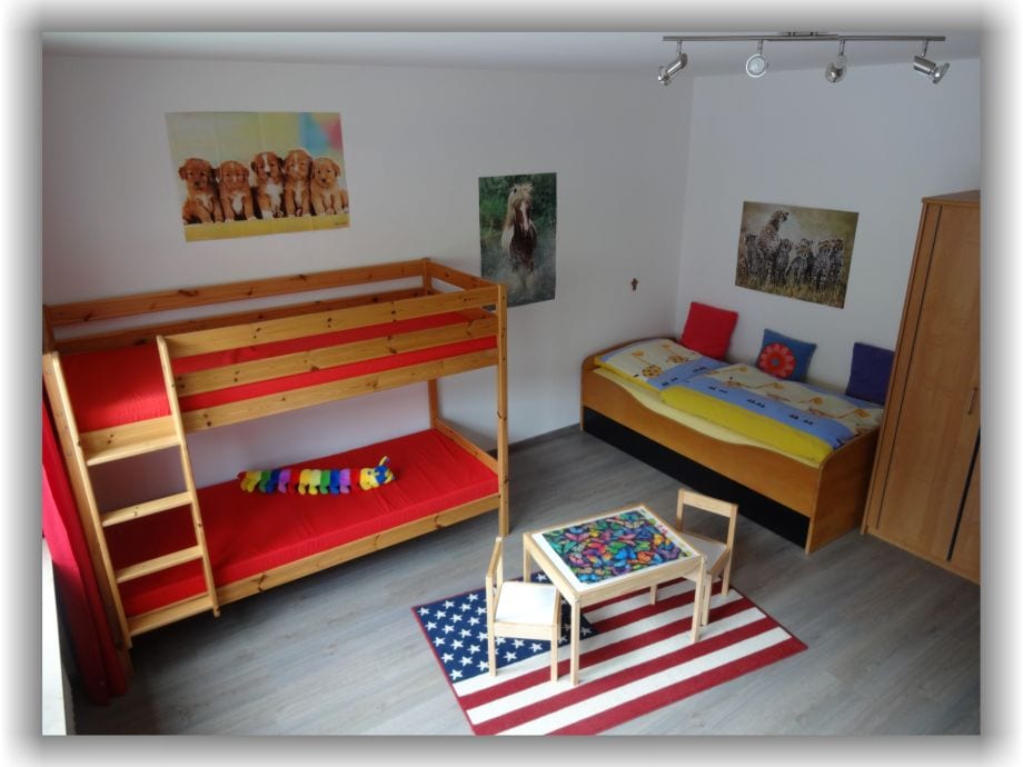 Ferienwohnung löhnerhof frankenwald, frankenwald frau susanne löhner Höhle bauen im kinderzimmer