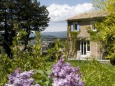 kleine Ferienwohnung im Parterre eines Landhauses