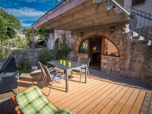 Ferienwohnung Marjan dans un beau village