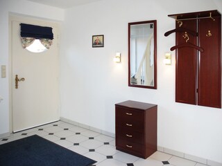 Eingangsbereich mit Garderobe