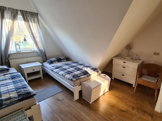 2. Schlafzimmer im II. OG