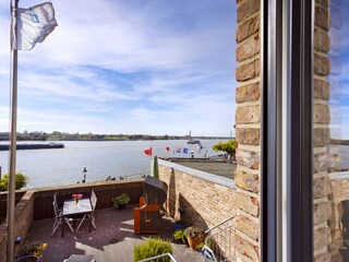 Blick auf den Rhein