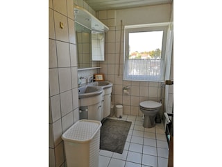 Bad mit Doppelwaschbecken