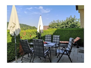 Große Sonnenterrasse