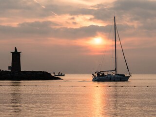 Early morning at the marina in front of the apartment