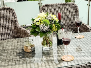 Den Abend auf der Dachterrasse ausklingen lassen