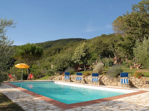 Holiday house Cosy holiday home with well-kept garden - 230 COR