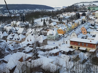 Blick auf das winterliche Freyburg