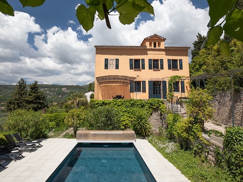 Villa Fantastic villa with pool - 665 GRA