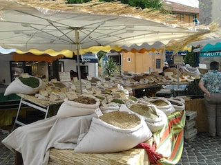 Jeden Tag, ein Markt mit frische Produkte