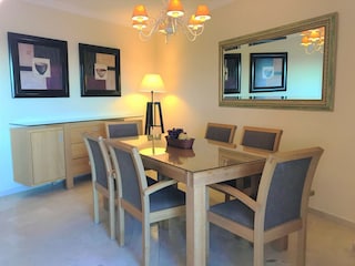 Essbereich im Wohnzimmer