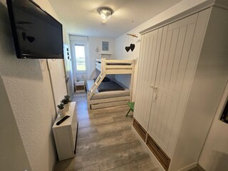 Separates Schlafzimmer mit Etagenbett für Familien