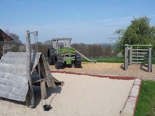 Spielplatz im Ort