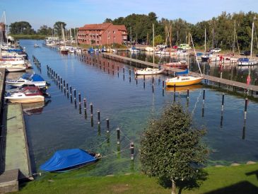 Lovely apartment with view of marina