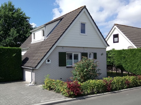 Ferienhaus Grevelingen 44 im Nordseepark Ouddorp