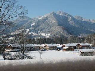 Der Blick vom Panoramabalkon der FW Demmelspitz