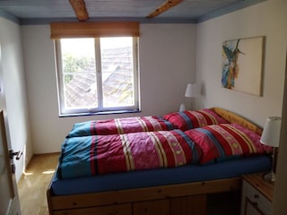 gelbes Haus Schlafzimmer zum Innenhof
