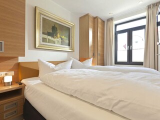 Das Schlafzimmer mit Doppelbett