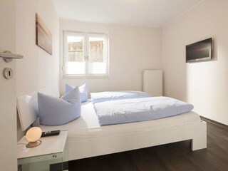 Das Schlafzimmer mit Doppelbett
