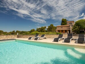 Gezellig landhuis met terras en zwembad - 911 LAC