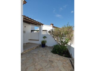 Villa Empuriabrava Buitenaudio-opname 7