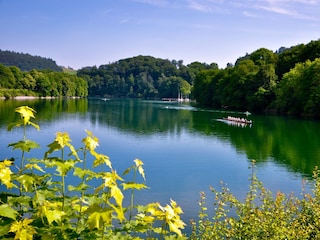 Der See unterhalb des Hauses