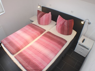 Beide Schlafzimmer sind mit einem...