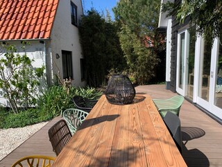 The back of the house and the holliday house