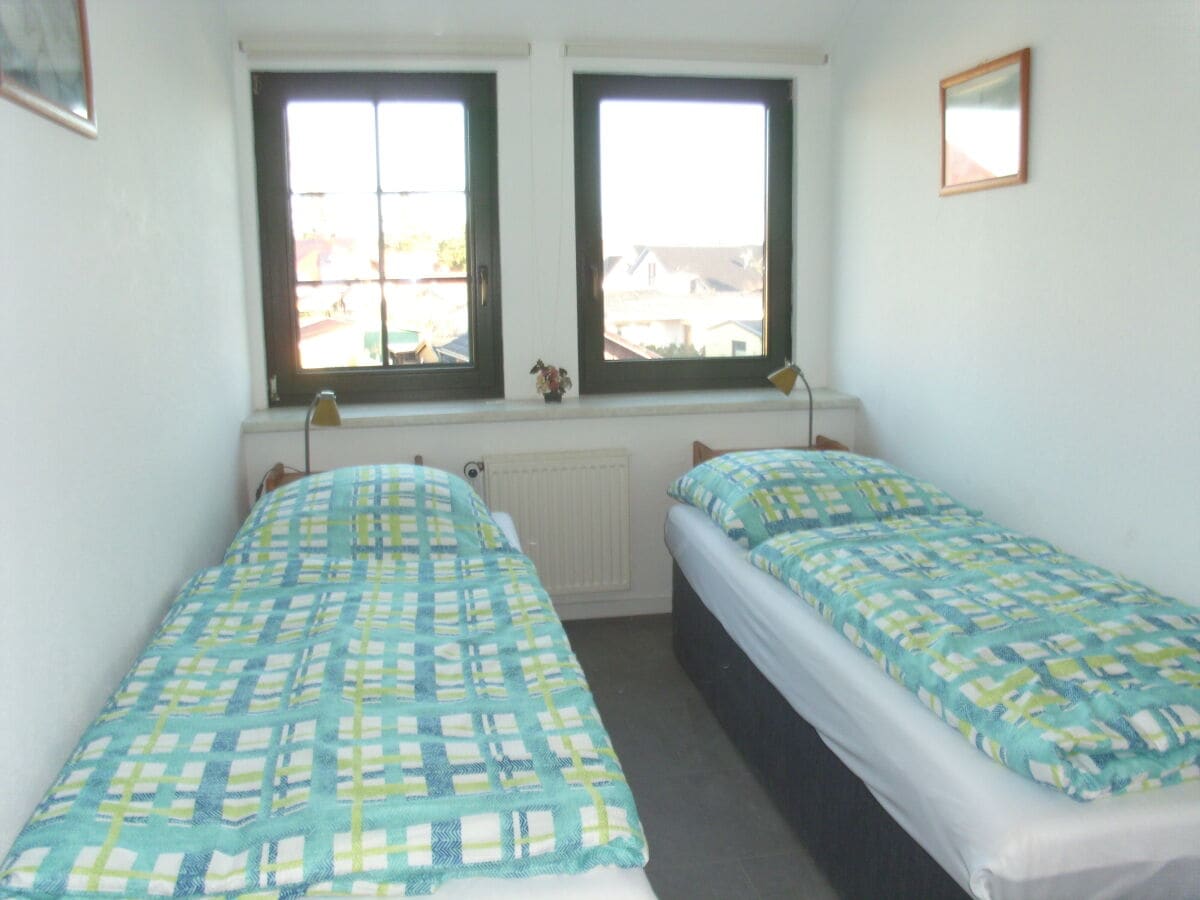 2. Schlafzimmer