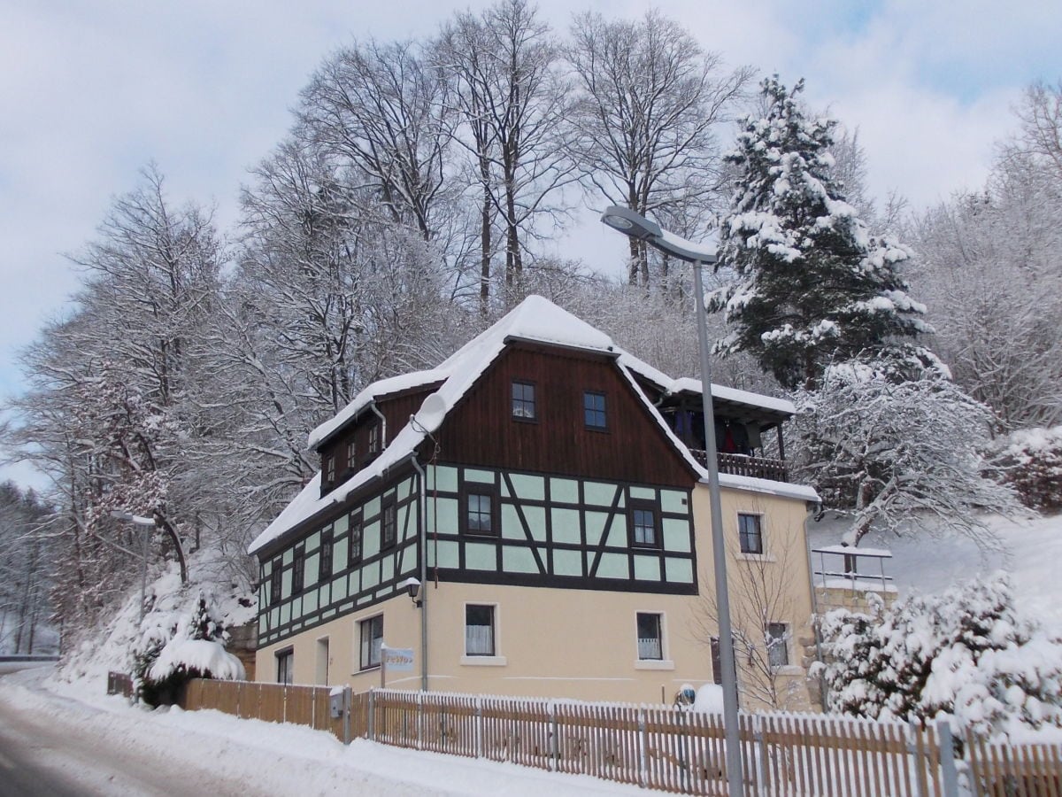 Unser Haus im Winter