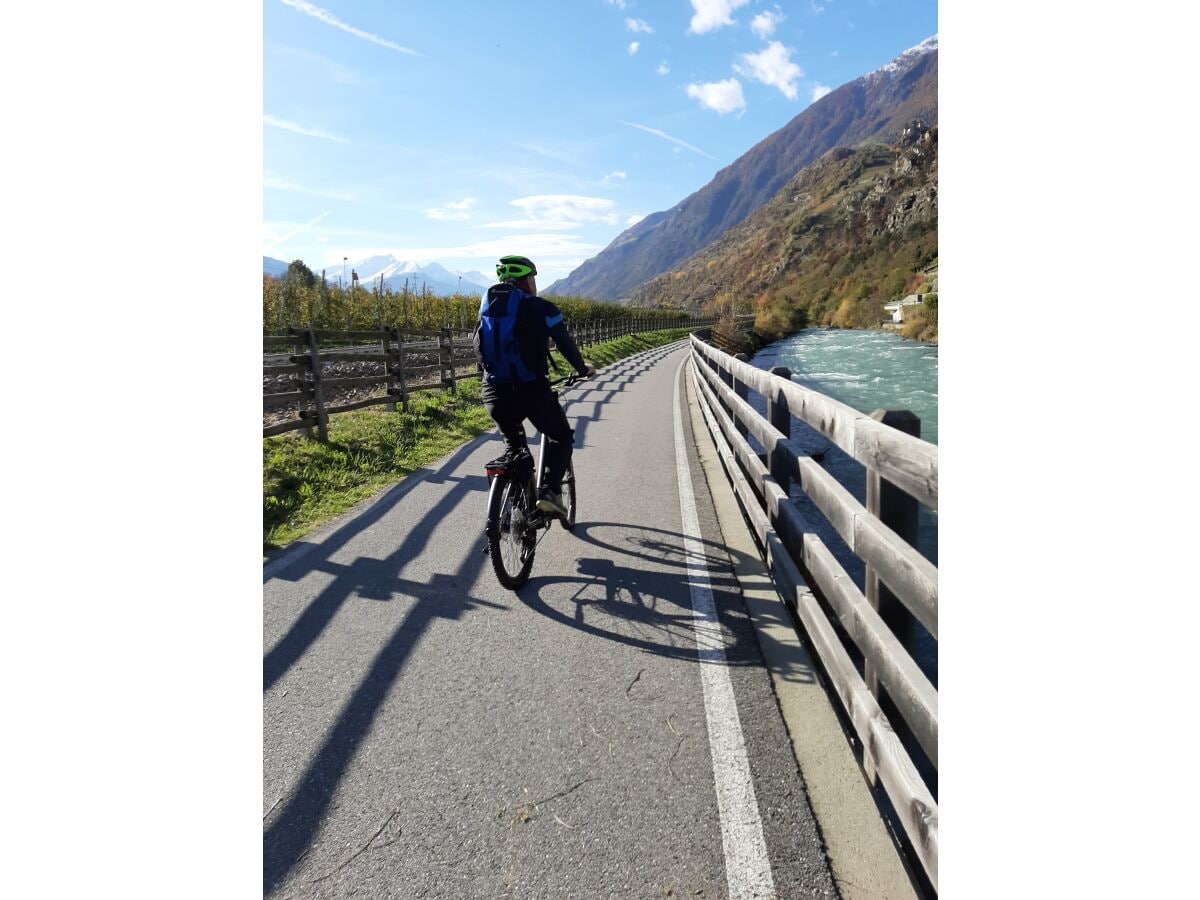 Radweg in den Vinschgau