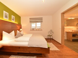 1 von 2 Schlafzimmer