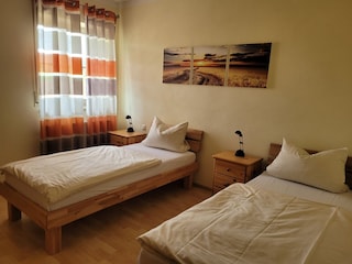 Schlafzimmer 2 FW