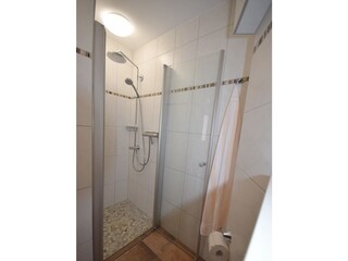 Badezimmer 2