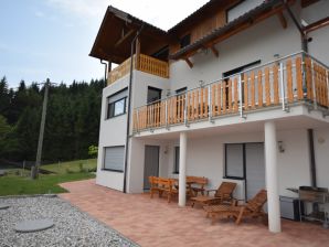 Holiday apartment Plum in der ersten Etage