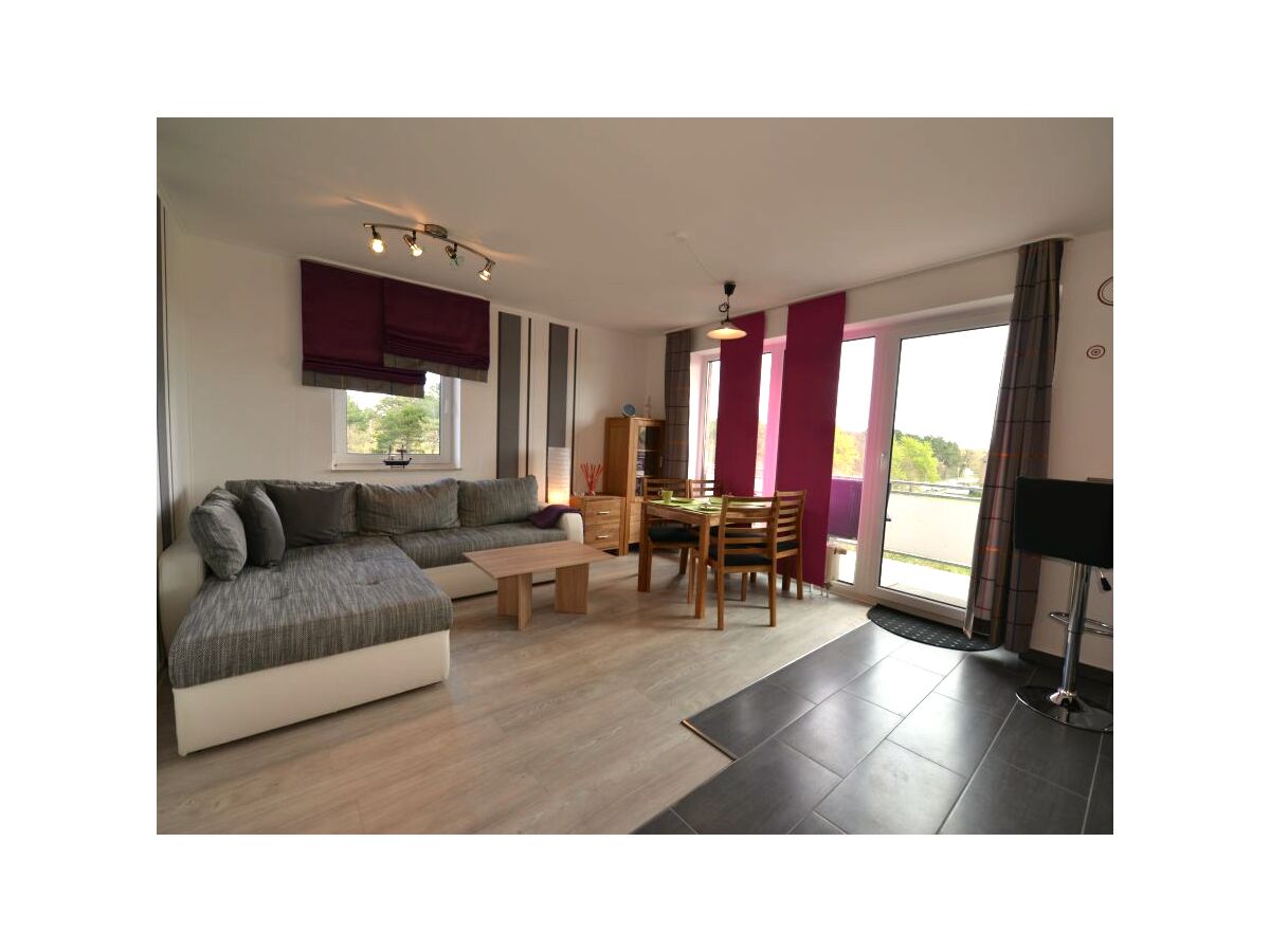 Modernes wohnzimmer mit essbereich – midir