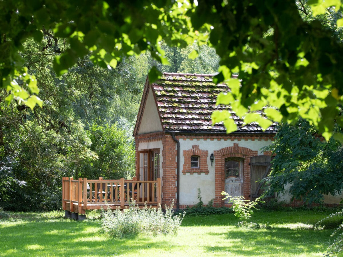 Stall mit Veranda