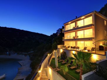 Ferienwohnung in "Villa by the Sea"
